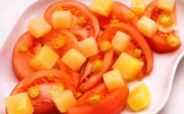 Ensalada de Tomate y Patatas con Guindillas