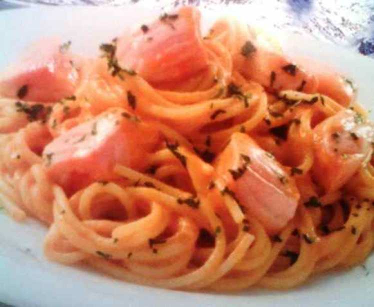 Espaguetis Con Salmón Fresco
