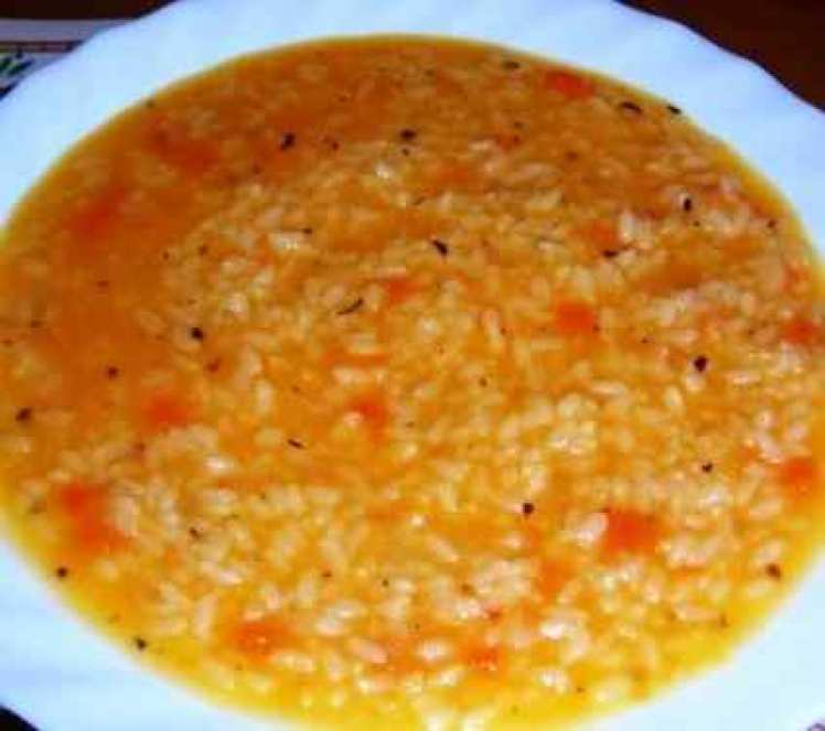 Sopa De Arroz Con Tomate Y Zanahoria
