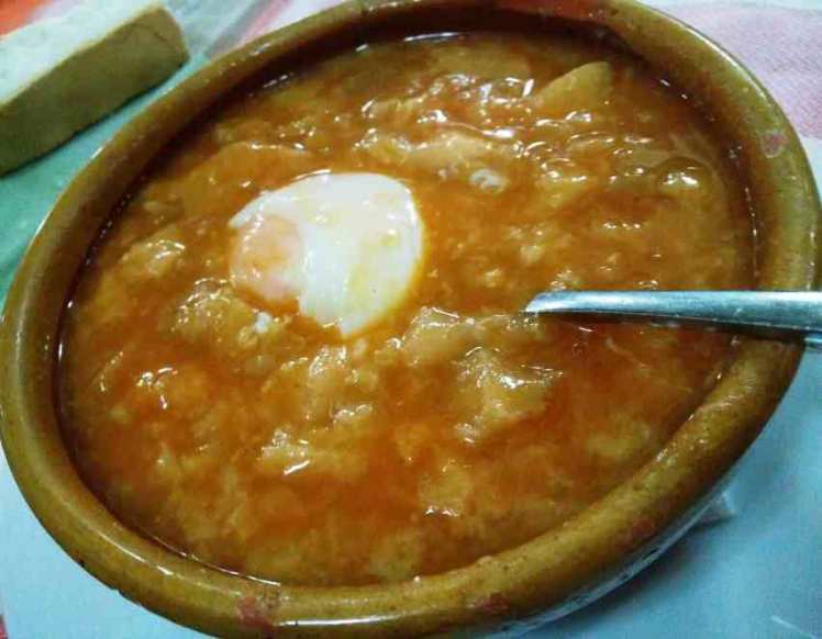 Sopa Castellana Con Jamón Y Huevo
