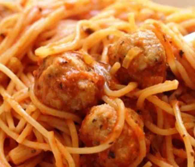 Espagueti Con Albóndigas Espagueti albondigas